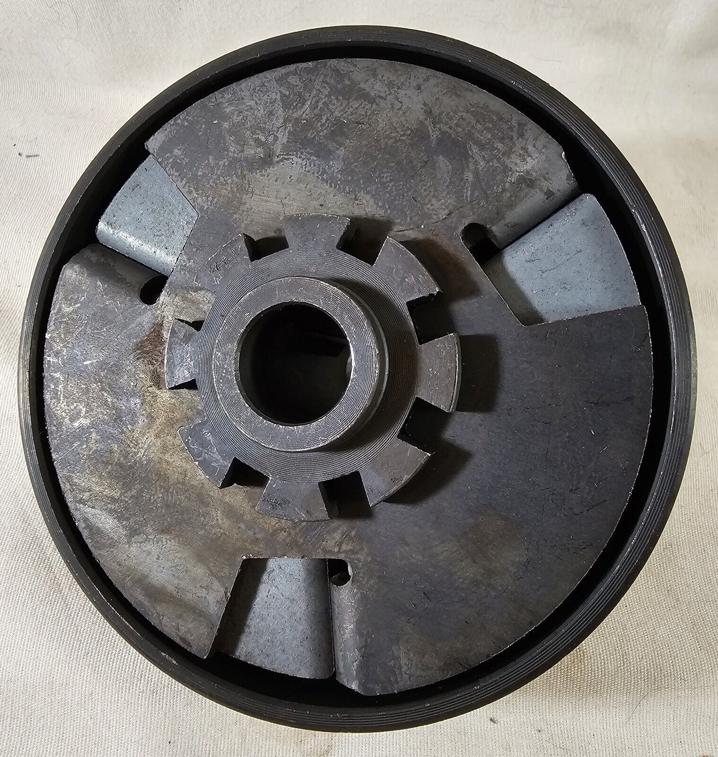 CLUTCH, CENTRIFUGAL, 5/8" Bore, 12 Tooth, 35 Chain
