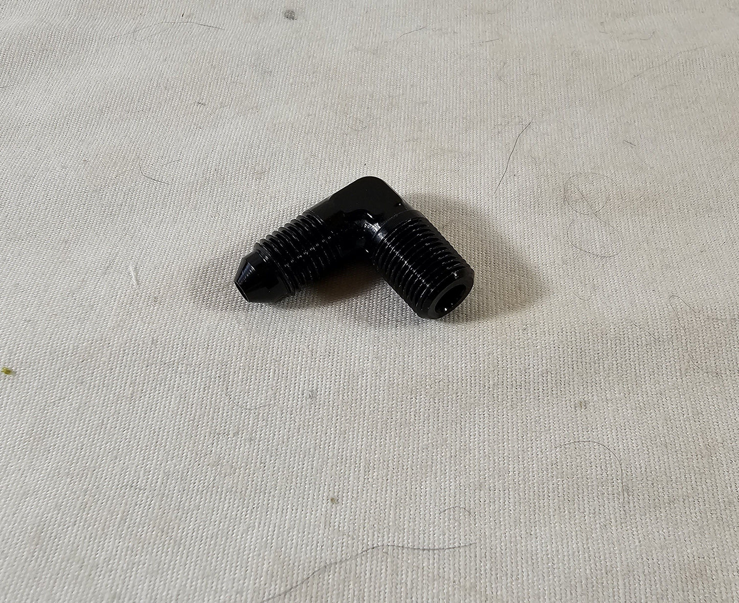 FITTING, 90 DEGREE ADAPTER #3 X 1/8X90 NPT, BLACK