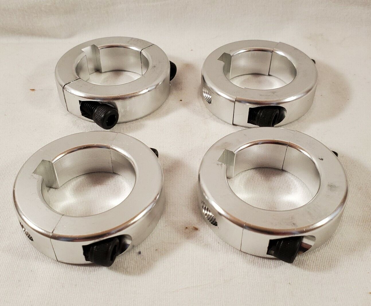 LOCK COLLARS, 1 1/4" ALUMINUM QTY 4