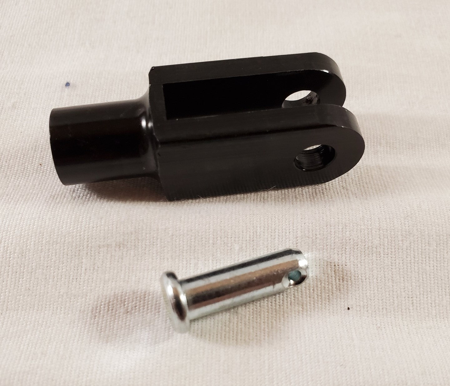 Throttle/Brake Clevis, Black, Aluminum